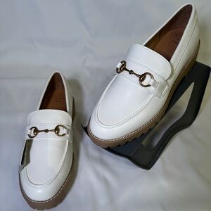 Off-White Leather Platform Loafers with Gold Horsebit